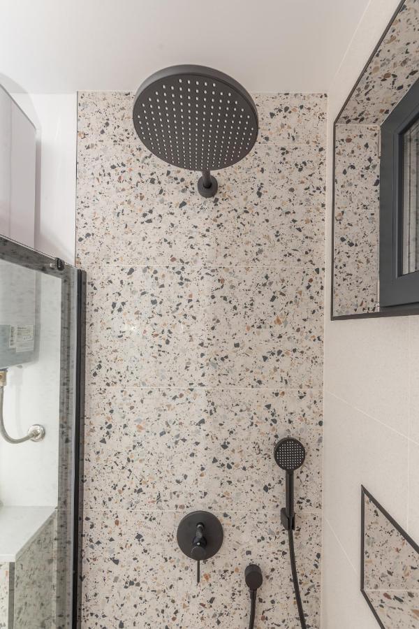 Studio Apartment Bianco, Near Beach, Free Parking, Wi-Fi Makarska Exterior foto